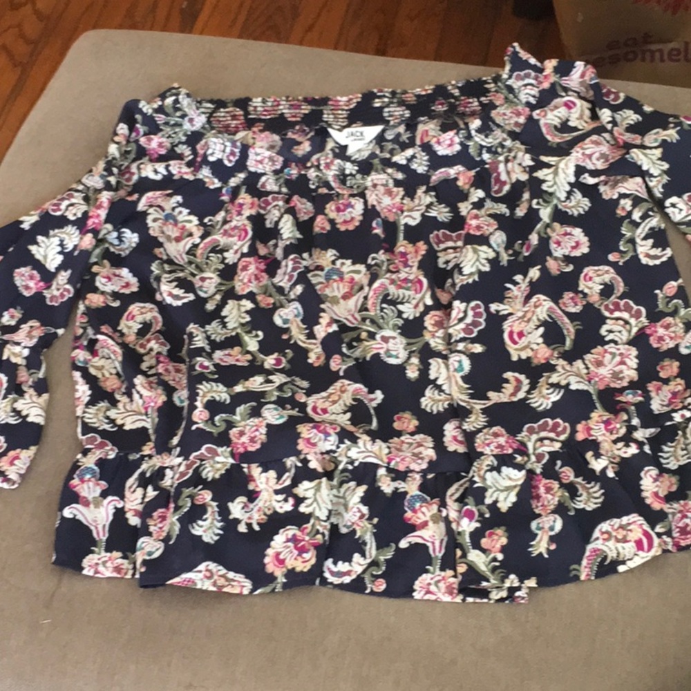 Jack off-the-shoulder flowy crop blouse